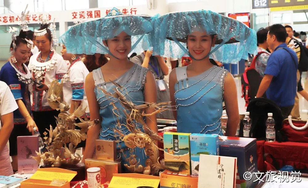 搭乘首發(fā)高鐵，海真珠珍珠粉抵達(dá)東方明珠
